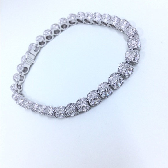 Judith Ripka Jewelry - JUDITH  RIPKA Classic Diamonique Tennis Bracelet,